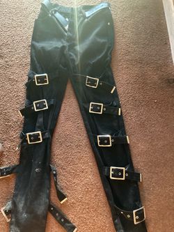 Buckle black jeans