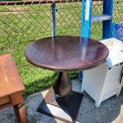 Caracol  Round Side Mahogany Dinette Table