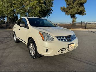 2014 Nissan Rogue Select