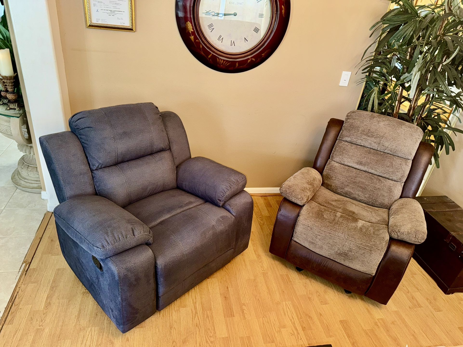 LAST ONE Ultra-Smooth Fabric Rocking Recliner Chairs