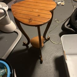 Heart Wood Table