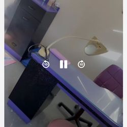 Mesa De Uñas Con Silla Silla De Pedicure Con Su Silla Y Camper 100 Cada Cosa O Mejor Oferta Worcester Área 