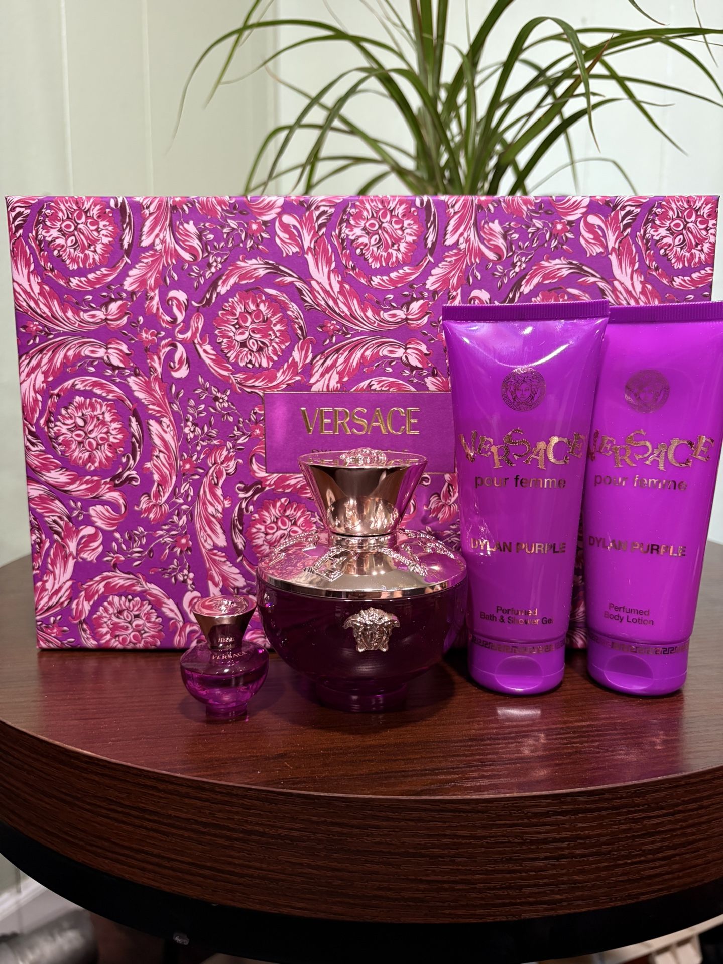 Versace Dylan Purple Gift Perfume Set