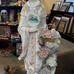 Vintage Hand Painted Porcelain Japanese Geisha statue 32in Tall 