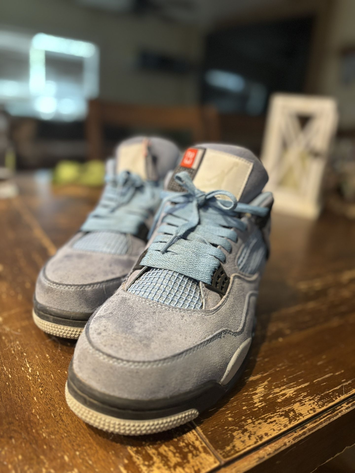 Jordan 4 Unc