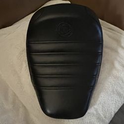 Indian Solo Seat Black-OEM