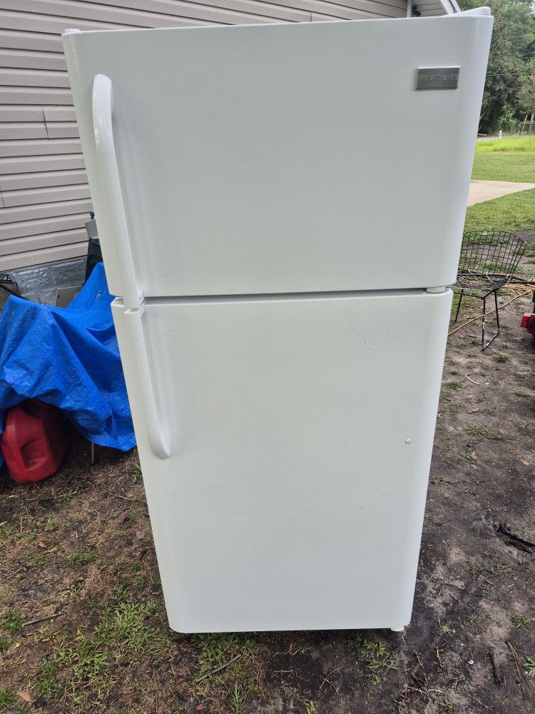 Fridge