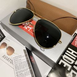 Ray Ban Black Classic lenses Aviator Pilot style Unisex Standard size 58mm w/Accessories Like New