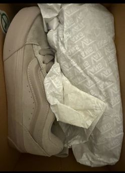 Vans 7 black skull and 7 1/2 mushrooms brand new 40$ each paid over 50$ each shoe