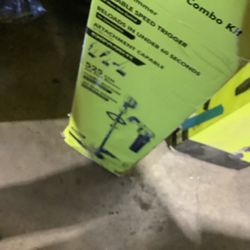 RYOBI 40V Cordless Battery Attachment Capable String Trimmer and Leaf Blower Combo Kit (2-Tools) w/ 4.0 Ah Battery & Charger