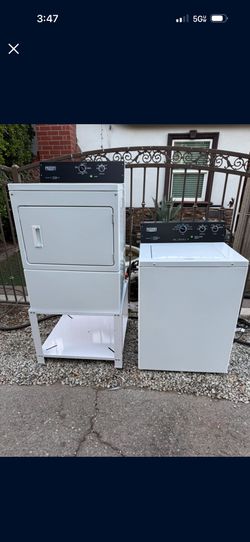 Maytag Washer And Dryer Gas Like New 🐝