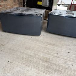 Samsung pedestals