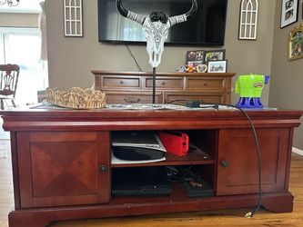 TV stand
