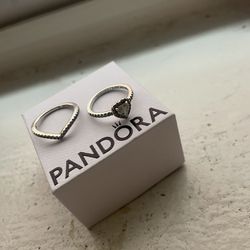 Pandora Ring With Band Size 6 