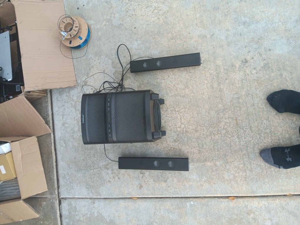 Lugalake Bluetooth Sub And Speakers