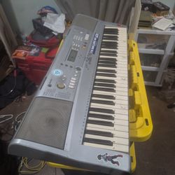 Yamaha Keyboard