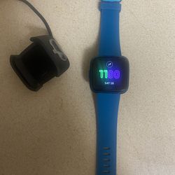 Brand New Fitbit Versa Lite Watch 