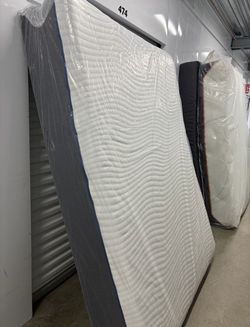 Queen size Memory foam New