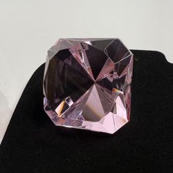 Oleg Cassini Signed Pink Diamond Elizabeth Oval Round Cut Crystal Paperweight