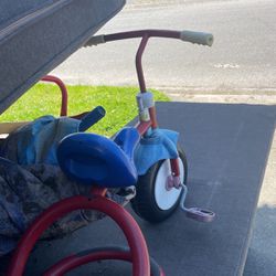 Tricycle - Needs New pedal