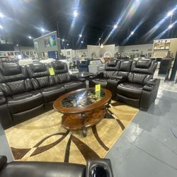 2 PC LEATHER SOFA AND LOVE SEAT!! AVAILABLE TODAY!! 