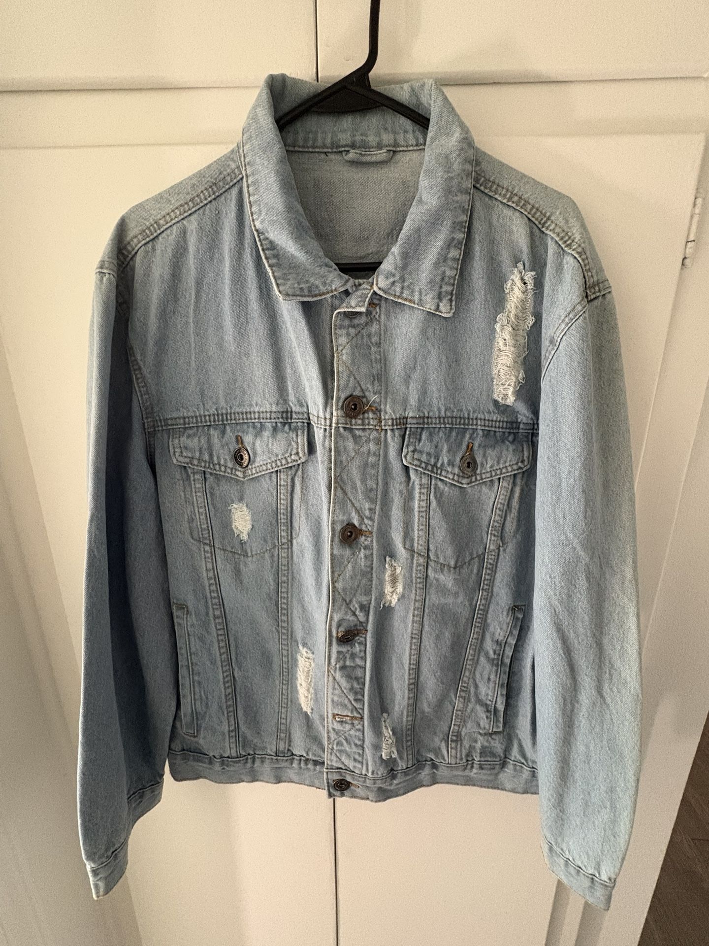 Men’s Jean Jacket Size L