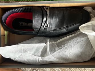 Dress shoes