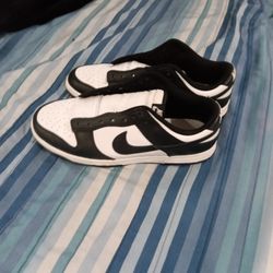 Nike Dunks 
