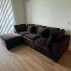 Sofá Seccional Chocolate.Ask For Price