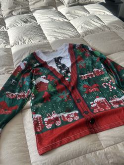 Ugly Christmas sweaters & PJ’s