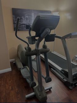 Life Fitness Elliptical
