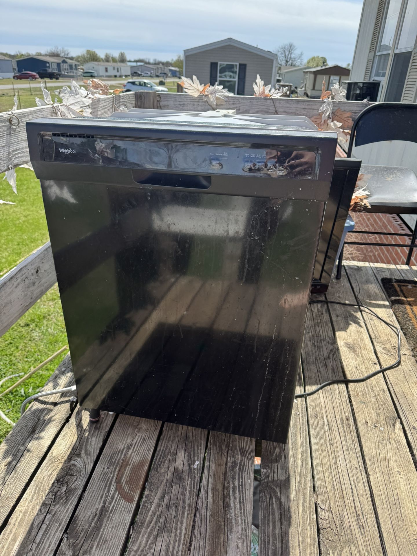 Whirlpool Dishwasher