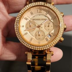 Women's Michael Kors Rose Gold Watch. Just Needs A Battery $120  Obo