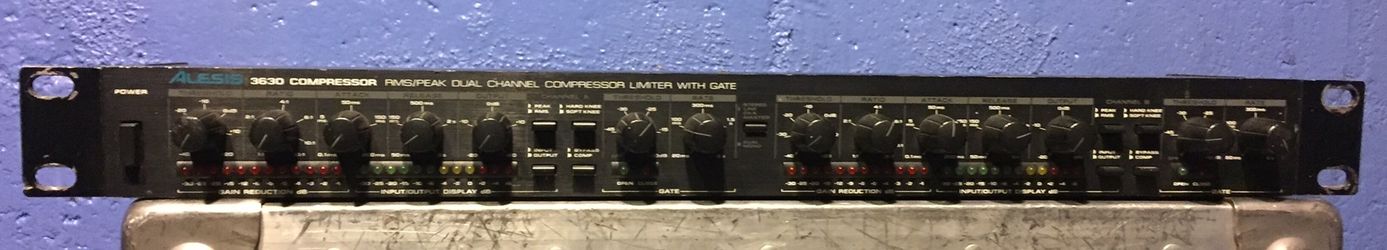 Alesis 3630 audio compressor
