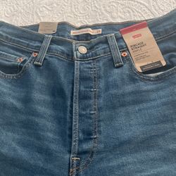 Levis Ribcage Straight Ankle Jeans 