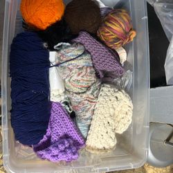Tote full Of Yarn