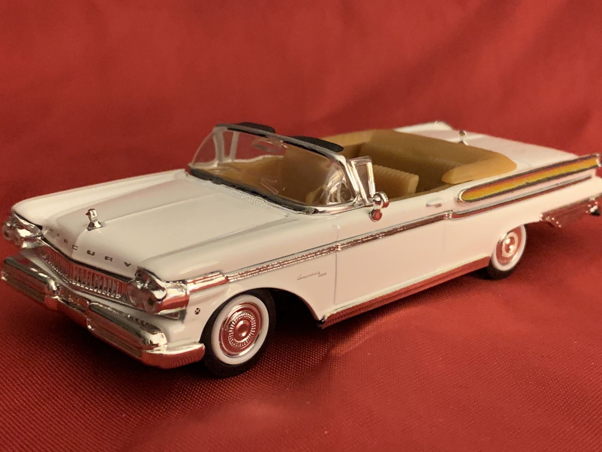 New 1957 Mercury Turnpike Cruiser White 1/43 Diecast Model Car