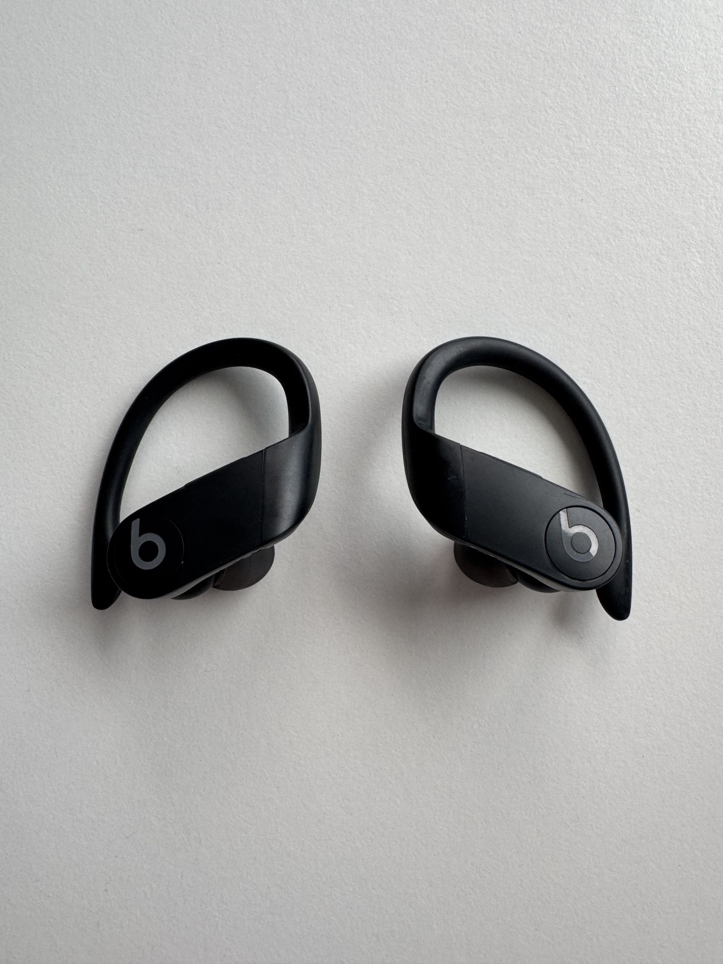 Beats Powerbeats Pro Wireless Earbuds - Apple H1 Chip, Class 1 Bluetooth, Black