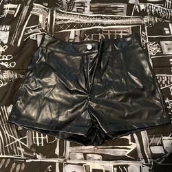 Shorts Tipo Piel Xs