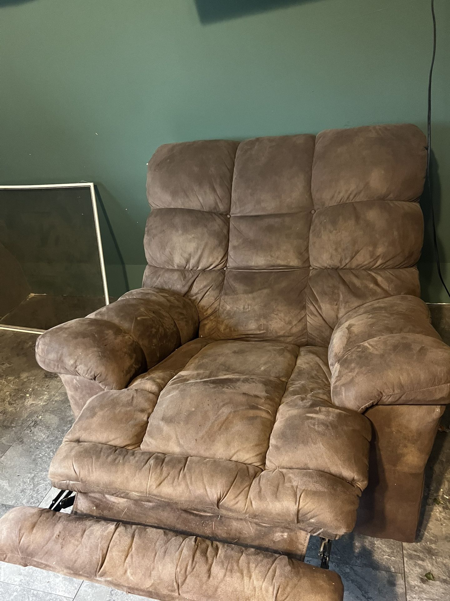 Recliner Chair