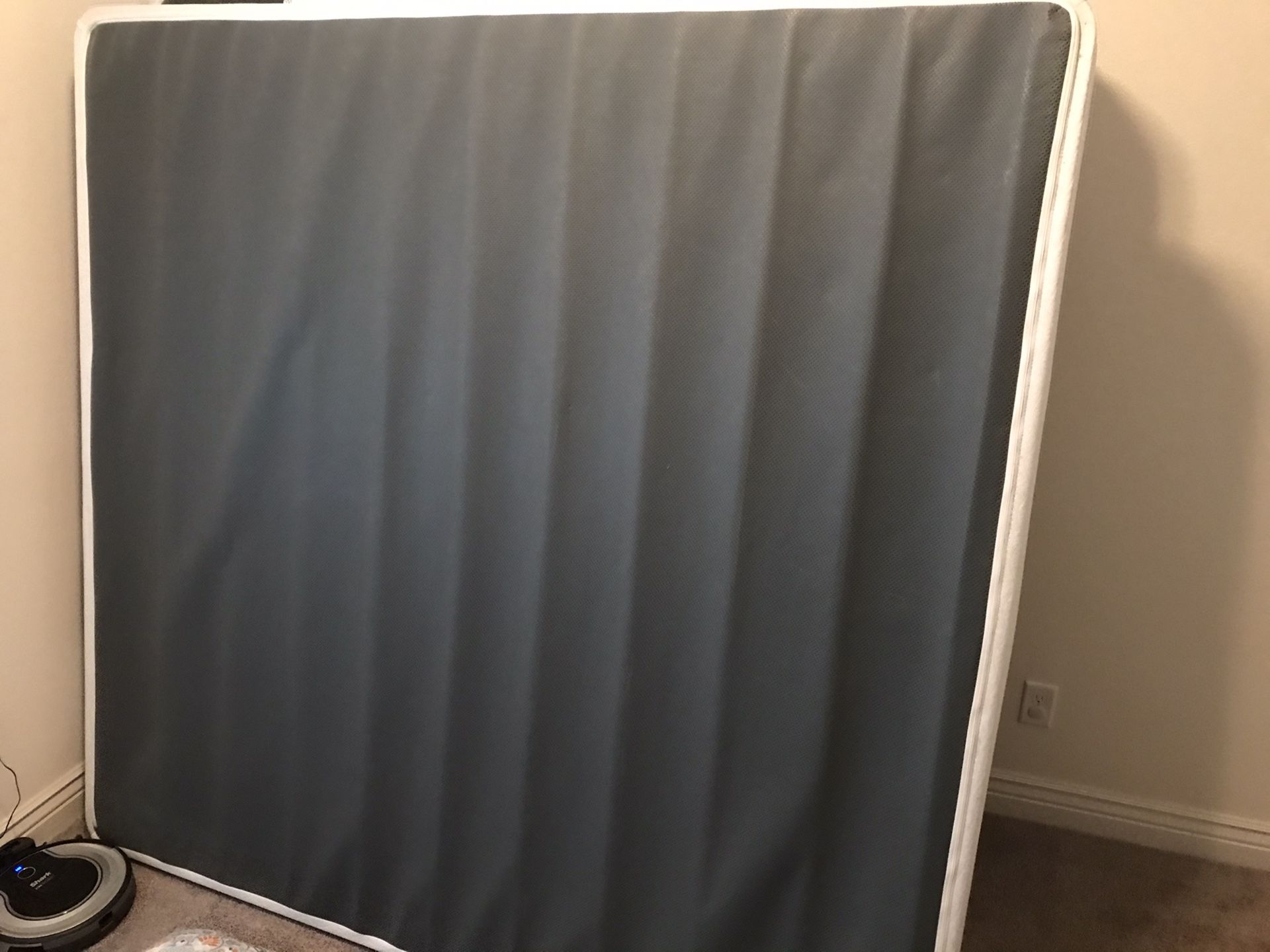 US Eastern King Box Spring.
