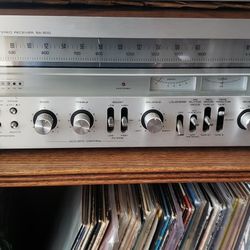 Vintage techniques SA 500 stereo receiver in great condition sounds awesome 55 W per channel $400