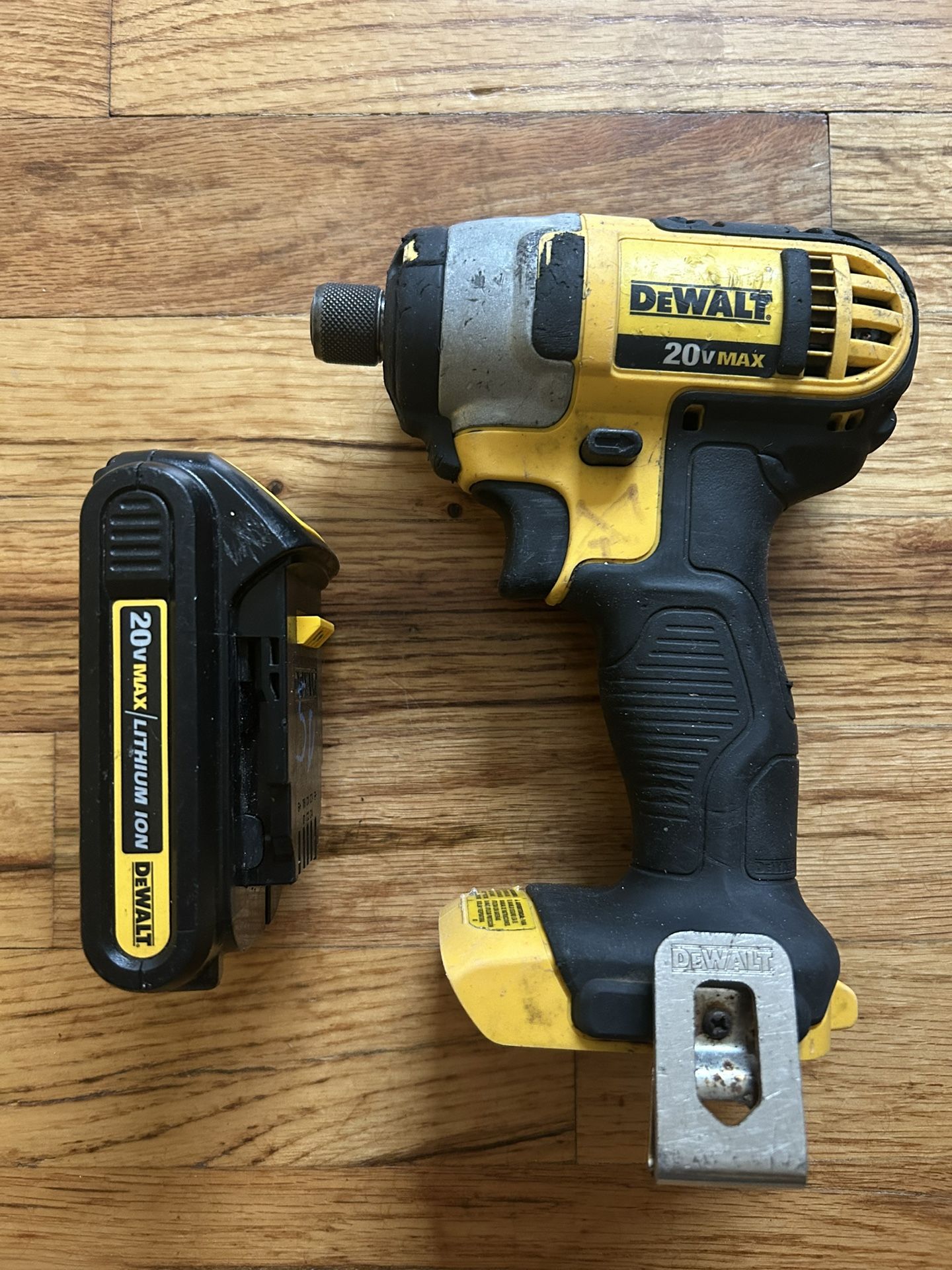 Dewalt Impact Drill 