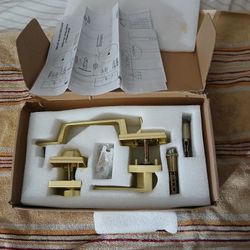 Front Door   Handle And  Dead Bot 