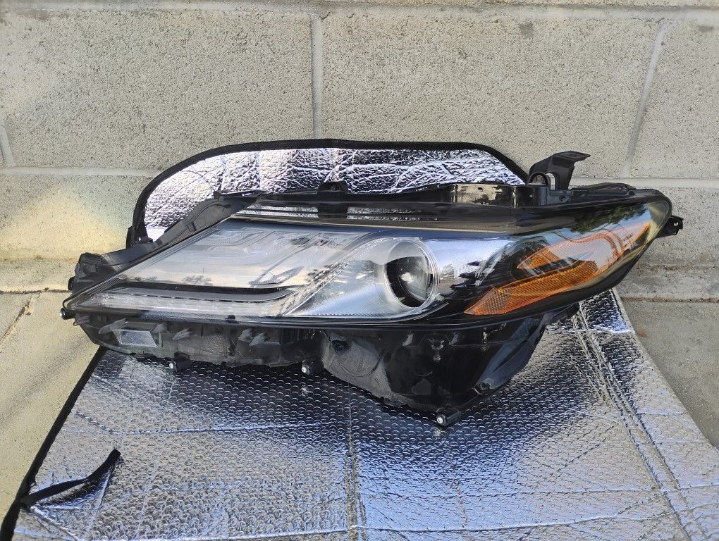 2018 2019 2020 2021 2022 2023 2024 Toyota Camry Left Side Headlight Full LED OEM