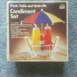 Picnic TABLE And Umbrella Condiment Set 