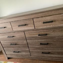 Ashley Furniture Dressers And Nightstand