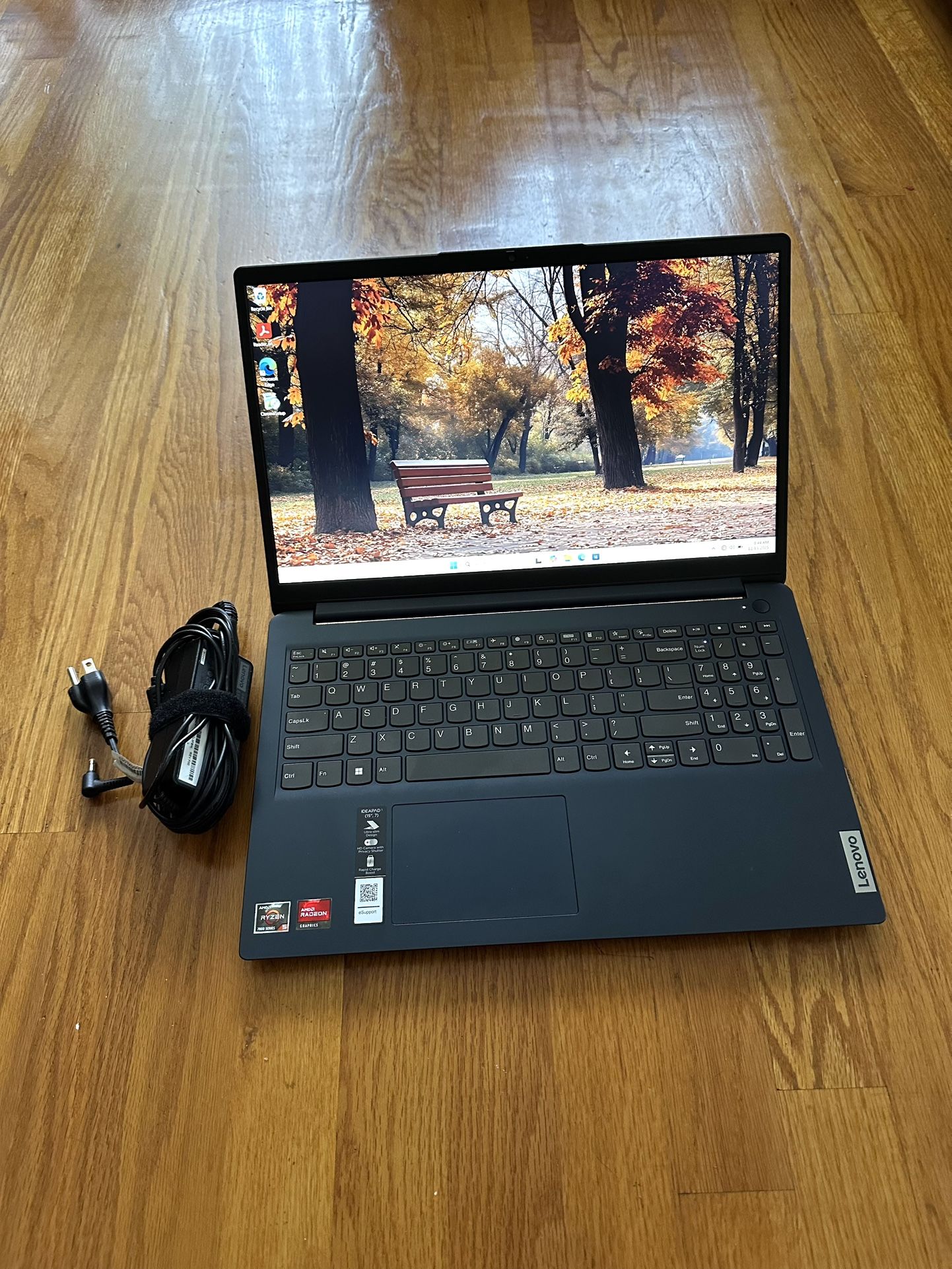 15.6 inches Lenovo iDeapad 15AMN7 Laptop Win11 Ryzen 5 7520U @2.8Ghz 256Gb Ram 8Gb - Product 2025 - Warranty 11/2026