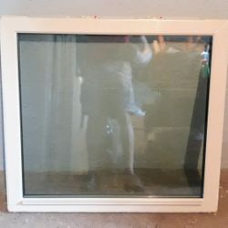 DOUBLE-HUNG WINDOW BOTTOM