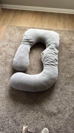 Pregnancy Pillow